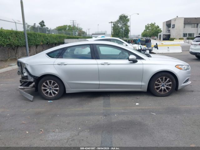 3FA6P0G77HR163979 Ford FUSION S