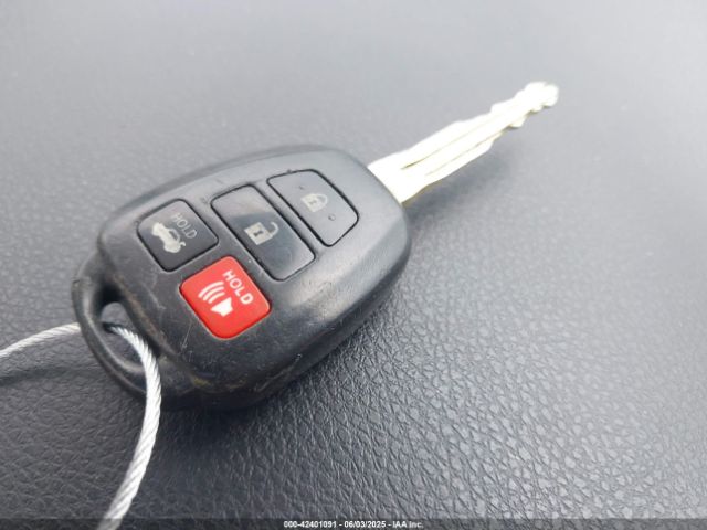 5YFBURHE8GP482590 Toyota COROLLA LE