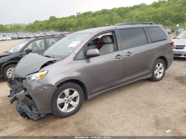 2020 TOYOTA SIENNA 5TDKZ3DC6LS083567 Photo 1