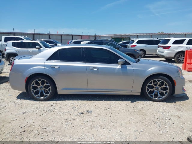 Chrysler 2018 2018 2C3CCABG7JH244959 Image 13