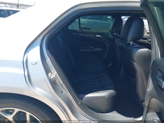 Chrysler 2018 2018 2C3CCABG7JH244959 Image 8