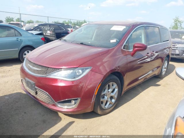 2018 CHRYSLER PACIFICA 2C4RC1FG4JR109870 Photo 1