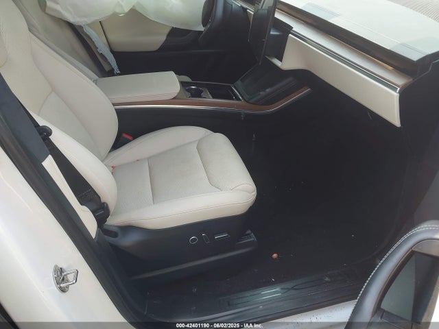 2022 TESLA MODEL X 7SAXCDE58NF356340 Photo 4