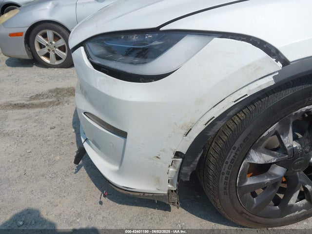 2022 TESLA MODEL X 7SAXCDE58NF356340 Photo 5