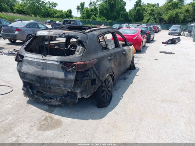 KNDPNCACXH7206780 KIA Sportage Ex