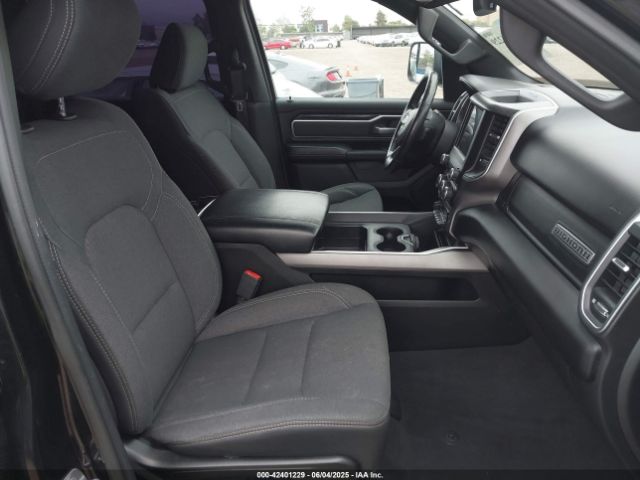 2019 RAM 1500 1C6RREFT4KN769609 Photo 4