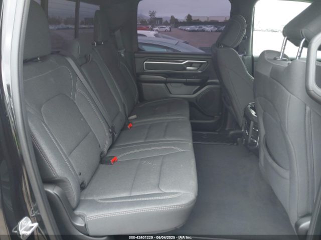 2019 RAM 1500 1C6RREFT4KN769609 Photo 7