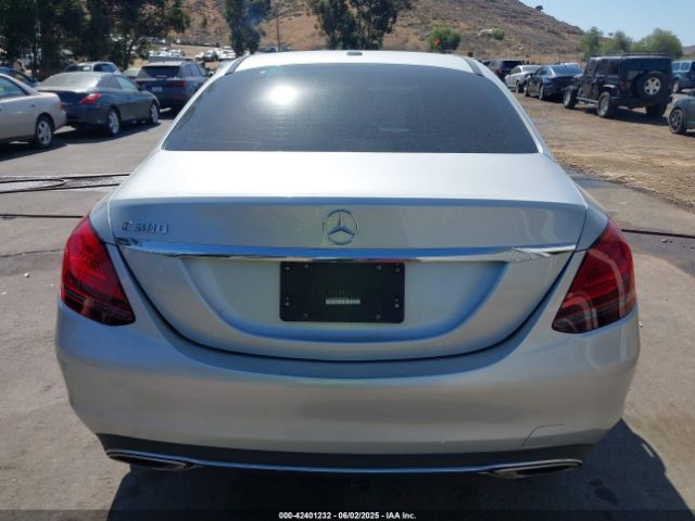W1KWF8DB4LR579695 Mercedes-Benz C 300