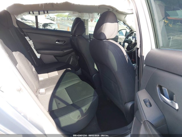 3N1AB8CV2NY296093 Nissan Sentra