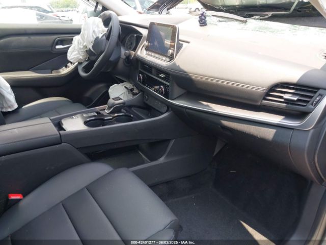 2025 NISSAN ROGUE JN8BT3BA0SW002729 Photo 4