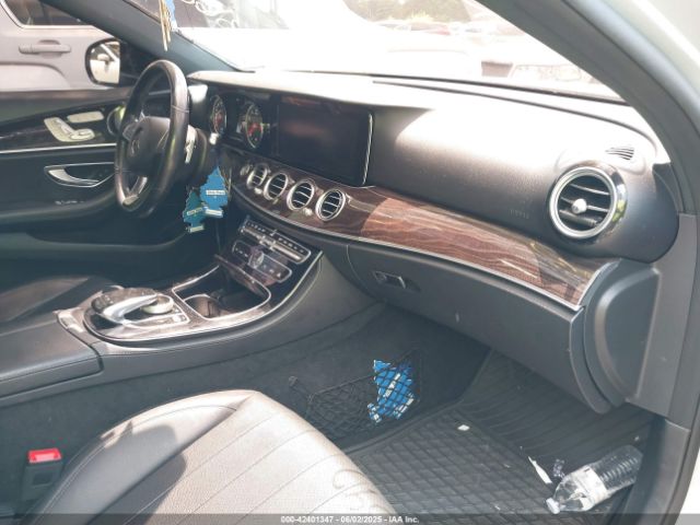 2018 MERCEDES-BENZ E 300 WDDZF4KB9JA445012 Photo 4