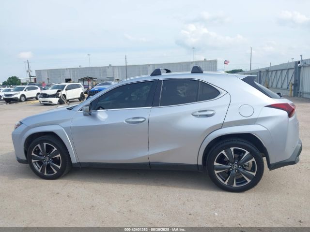 JTHP6JBH5P2145912 Lexus Ux 250h Premium