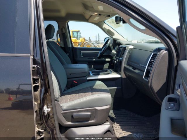 1C6RR7LM4HS882771 RAM 1500 Big Horn  4x4 5'7 Box