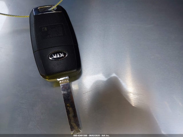 3KPA24AD7ME370611 KIA gamma ii