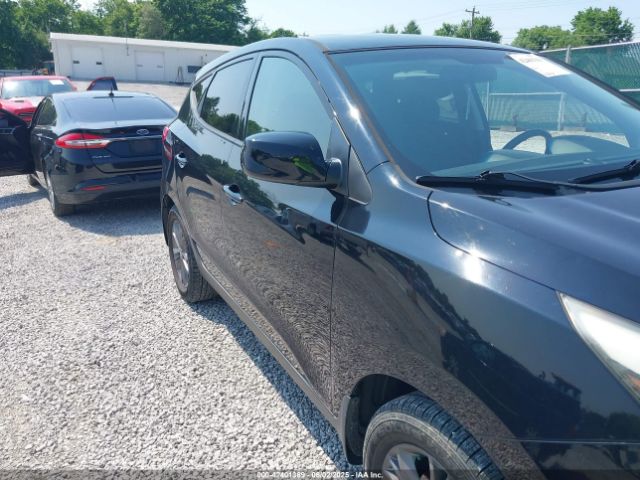 KM8JT3AF9FU064583 Hyundai TUCSON GLS