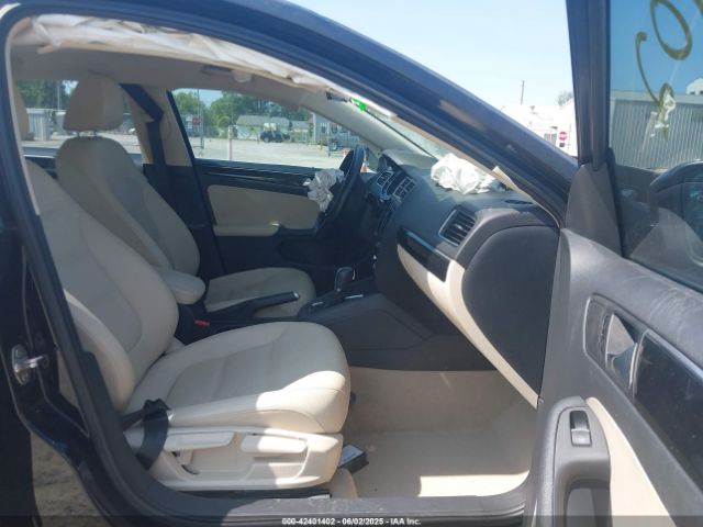 3VWL07AJ0GM369006 Volkswagen Jetta 1.8t Sel