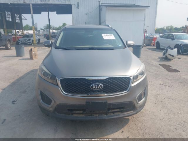 5XYPGDA51GG158444 KIA Sorento 3.3l Lx