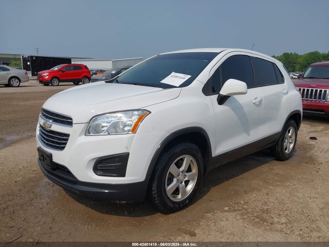 Chevrolet TRAX LS 2016 3GNCJNSB2GL184691 Image 2