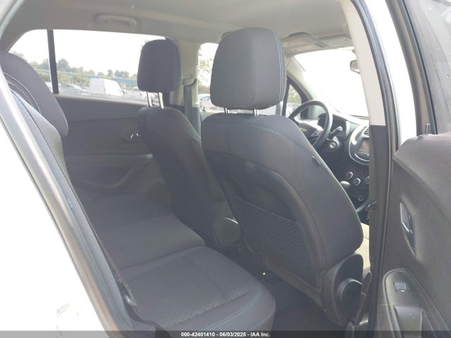 Chevrolet TRAX LS 2016 3GNCJNSB2GL184691 Image 8