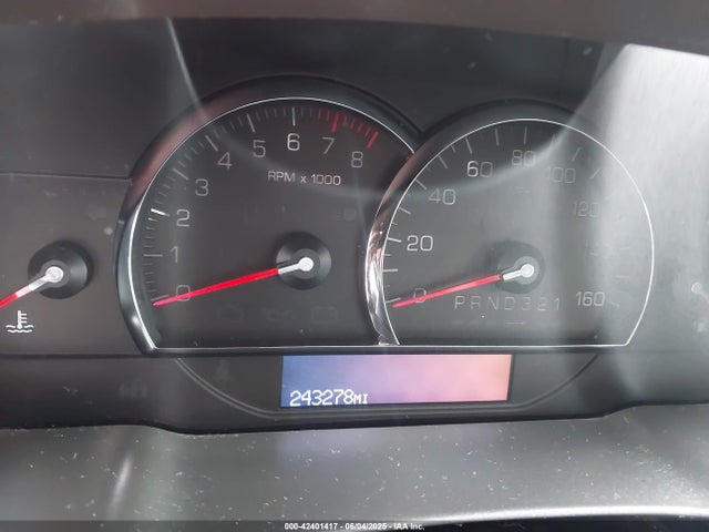 2010 CADILLAC DTS 1G6KD5EY1AU137342 Photo 6