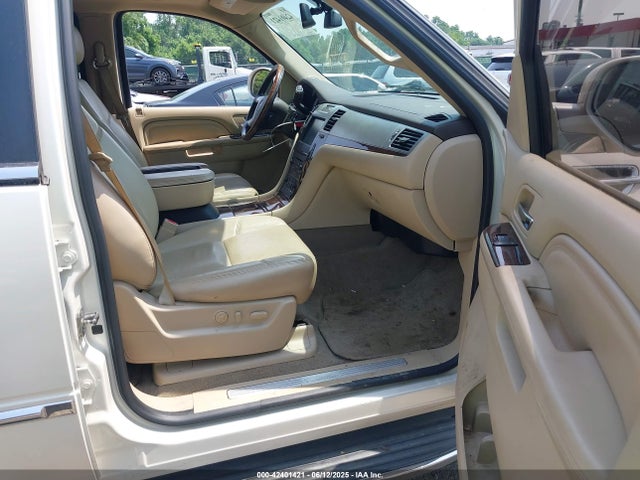 2013 CADILLAC ESCALADE 1GYS4BEF4DR346103 Photo 4