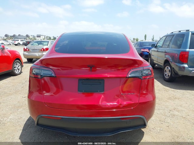 2024 TESLA MODEL Y 7SAYGDEE2RA232785 Photo 5