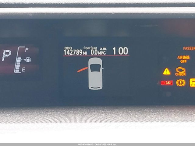JTDKDTB3XF1584531 Toyota Prius C Two