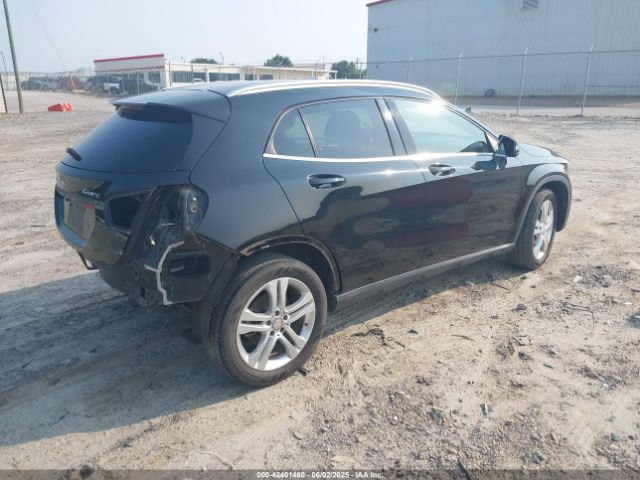 2015 MERCEDES-BENZ GLA 250 WDCTG4GB4FJ128536 Photo 3