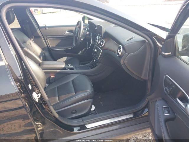 2015 MERCEDES-BENZ GLA 250 WDCTG4GB4FJ128536 Photo 4