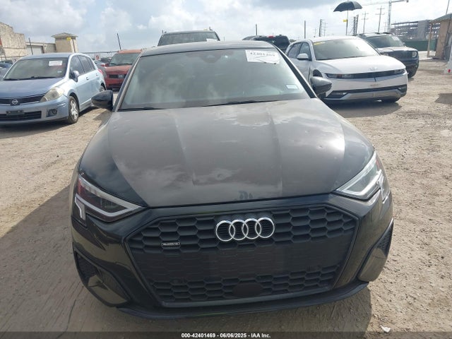 WAUHUDGY9RA042195 Audi 40 tfsi (2.0t)
