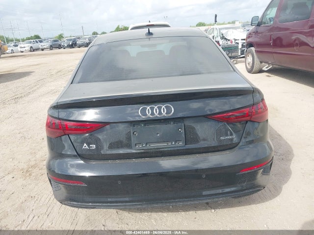 WAUHUDGY9RA042195 Audi 40 tfsi (2.0t)