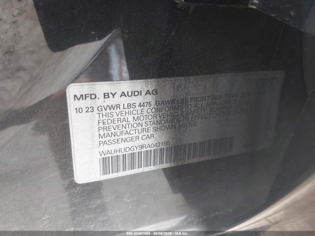 WAUHUDGY9RA042195 Audi 40 tfsi (2.0t)