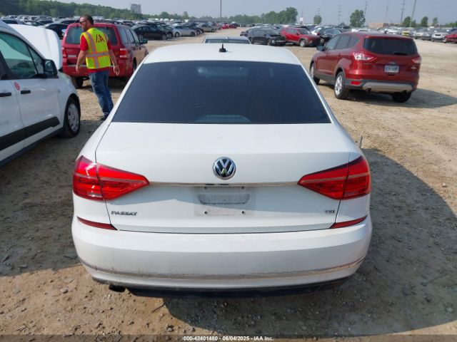 1VWAS7A32GC056334 Volkswagen Passat 1.8t R-line