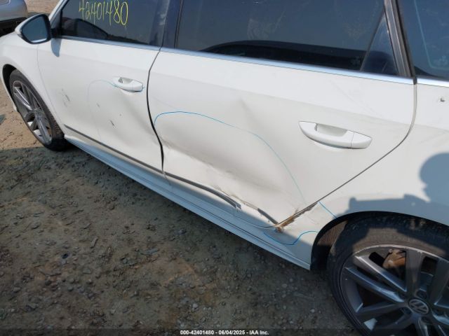 1VWAS7A32GC056334 Volkswagen Passat 1.8t R-line