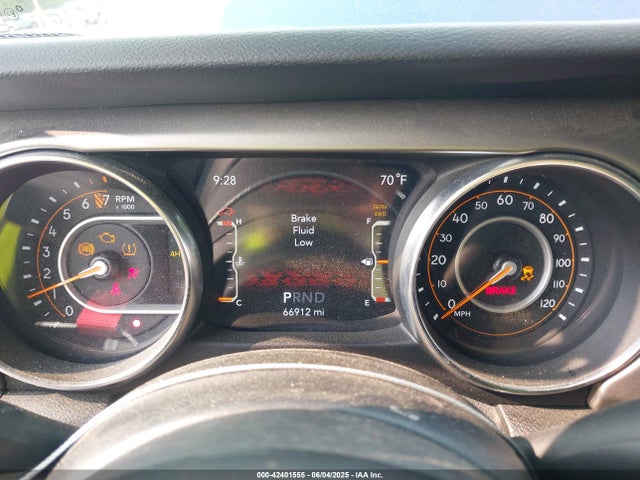 1C4HJXDGXLW200336 Jeep Wrangler