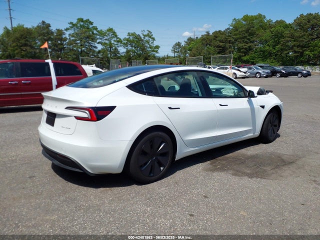 2025 TESLA MODEL 3 5YJ3E1EB7SF931422 Photo 3
