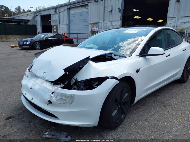 2025 TESLA MODEL 3 5YJ3E1EB7SF931422 Photo 5