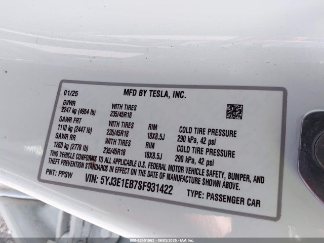 2025 TESLA MODEL 3 5YJ3E1EB7SF931422 Photo 8