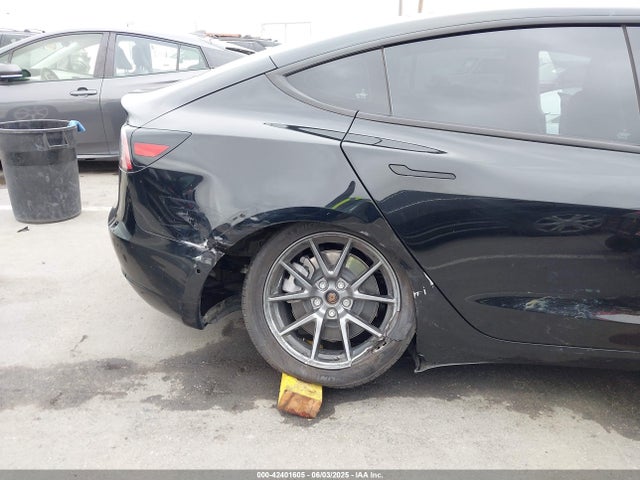 2021 TESLA MODEL 3 5YJ3E1EB6MF857929 Photo 5
