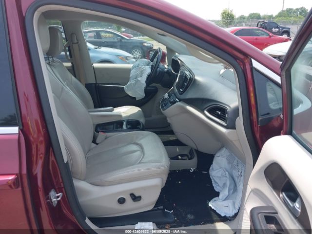 2018 CHRYSLER PACIFICA 2C4RC1BG8JR178101 Photo 4