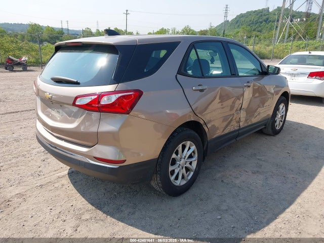 2GNAXHEV9J6207473 Chevrolet EQUINOX LS