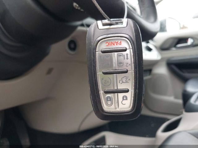 2C4RC1BG4PR628092 Chrysler Pacifica Touring L