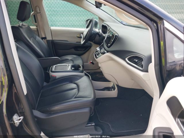 2C4RC1BG4PR628092 Chrysler Pacifica Touring L