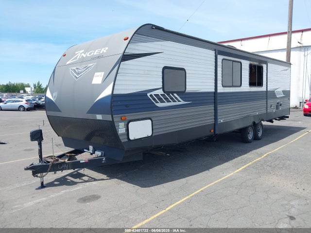 4YDT32624KS371644 Crossroads Zinger