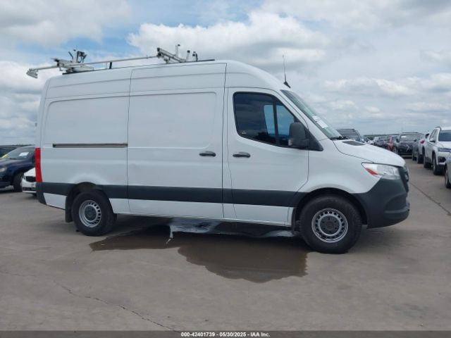 W1W4DBHY3MT049116 Mercedes-Benz Sprinter 2500 Standard Roof I4 Diesel
