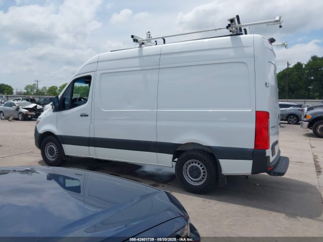 W1W4DBHY3MT049116 Mercedes-Benz Sprinter 2500 Standard Roof I4 Diesel