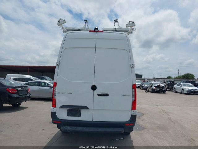 W1W4DBHY3MT049116 Mercedes-Benz Sprinter 2500 Standard Roof I4 Diesel