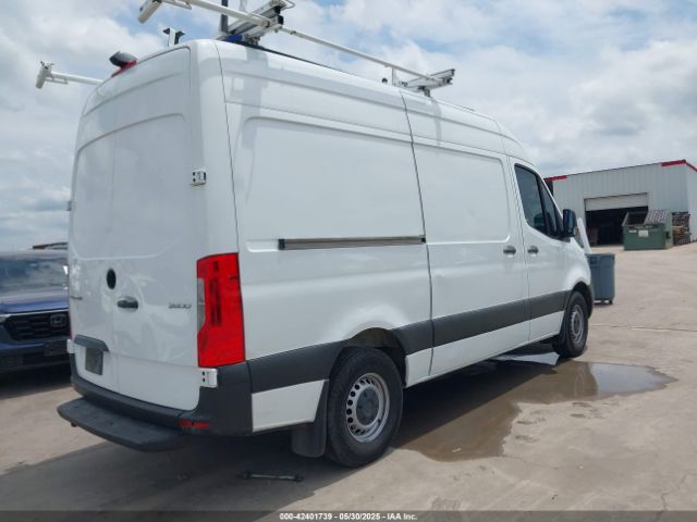 W1W4DBHY3MT049116 Mercedes-Benz Sprinter 2500 Standard Roof I4 Diesel