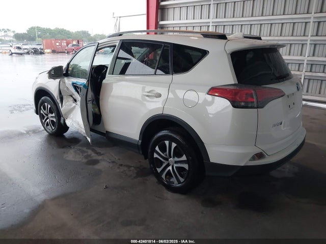 Toyota RAV4 LE 2018 JTMZFREV1JD130846 Image 3