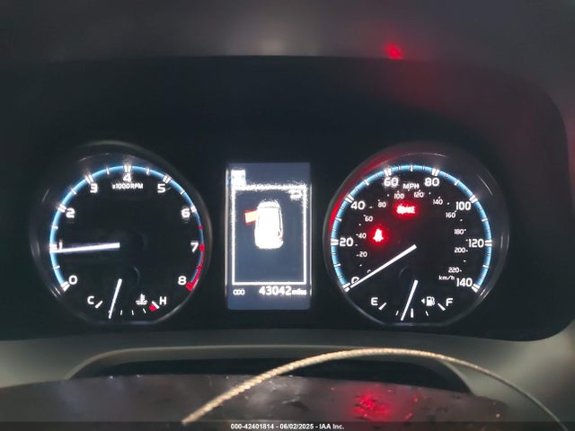 Toyota RAV4 LE 2018 JTMZFREV1JD130846 Image 7